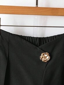 GlowEve CURVE Completo elegante da donna taglie forti con motivo floreale 3D, blazer con bottoni decorativi alla moda e pantaloni adatti per l'ufficio - nero - Visualizzare 4