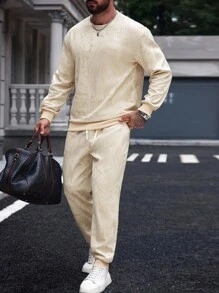 Manfinity Homme 男士休闲卡其色T恤和裤子套装，春秋季 - 卡其色 - 查看 6