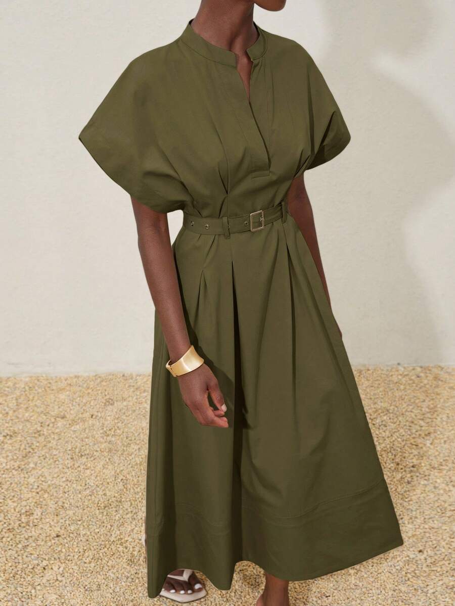 Aveloria Modichic 优雅优雅的女士通勤和约会连衣裙，奢华设计 V 领落肩腰部收腰褶皱连衣裙配腰带 - 軍綠色 - 查看 1