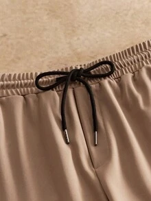 Manfinity BRENVOR 2pcs Men's Eagle Print Round Neck Short Sleeve T-Shirt And Letter Print Drawstring Waist Casual Pants Set - Camel - View 6