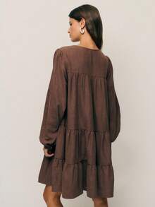 Nöista Váy chữ A mùa thu thêu họa tiết và dây rút cùng tông màu có tua rua. Kiểu dáng Boho-dân gian với tay dài và chất vải trung bình - Hoàn hảo cho mùa thu, kết hợp với bốt và tạo nên vẻ ngoài ấm áp, biểu cảm khi ra ngoài. - màu nâu - Xem 3