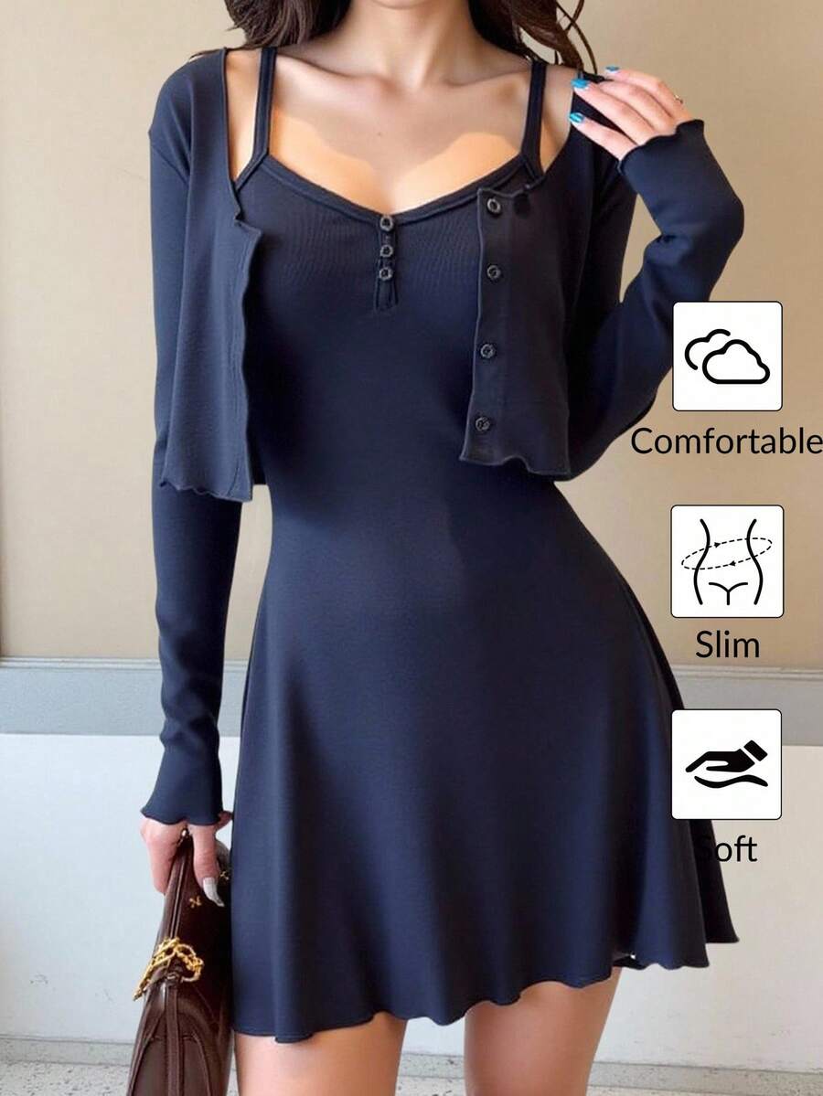 SHEIN 少女海军蓝吊带背心连衣裙搭配羊毛开衫，休闲简约装扮，返校季 - 藏蓝色 - 查看 1