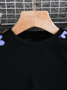 SHEIN مجموعة فتاة صغيرة قطعتين ، بلوزة كاجوال ملونة ذات طباعة زهرية/نقشة زهرية ، وبنطلون بنمط لباس الأطفال مع أكمام راجلان ، مناسبة للارتداء اليومي والمدرسي في فصلي الخريف والشتاء ، أنيقة وجميلة ومريحة ومتعددة الاستخدامات ، للمدرسة والمنزل والعطلات ، مناسبة لعيد الميلاد