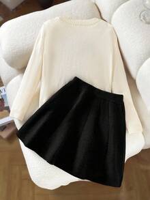 SHEIN Tween Girl Loose Casual Minimalist Comfortable Round Neck Long Sleeve Heart Pattern Sweater & Skirt Set,In Fall/Winter