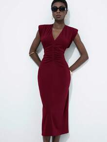 Aveloria Modichic Váy ôm dáng cổ chữ V không tay xếp ly eo thanh lịch mới, phong cách Châu Âu sang trọng và tinh tế, thích hợp cho các buổi hẹn hò - Màu Đỏ Sâu - Xem 4