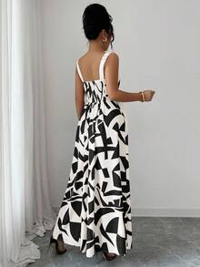 SHEIN Clasi Váy xòe họa tiết hình học đơn giản, thoải mái, dây mảnh, dáng rộng, mùa hè dành cho nữ - Đen và trắng - Xem 2
