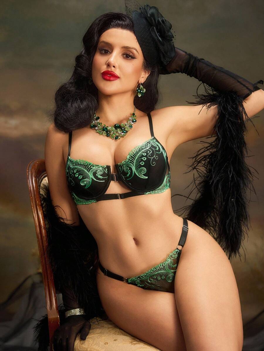 SHEIN 2pcs Lace Embroidery Front Closure Women's Lingerie Set - Multicolor - View 1