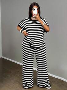 Slaydiva Autumn & Winter New Arrivals, Women Plus Size Sweater Set - Black and White - View 7