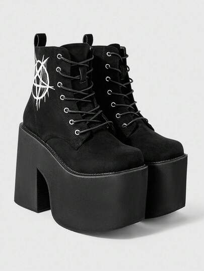 Goth Botas cortas con plataforma de suela gruesa de 5.7 pulgadas, impermeables para mujeres. Cierre lateral con cremallera, puntera redonda y tacón grueso de 5.7 pulgadas. Estilo punk con bordado de estrella redonda en negro y burdeos. Estilo europeo y americano de moda, adecuado para zapatos de plataforma de actuación en el escenario.