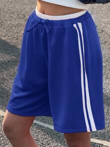 SHEIN Quần short rộng màu xanh và trắng phong cách thể thao đường phố kiểu Mỹ dành cho nữ sinh trung học trở lại trường có cạp quần vá màu tương phản - Xanh và trắng - Xem 3