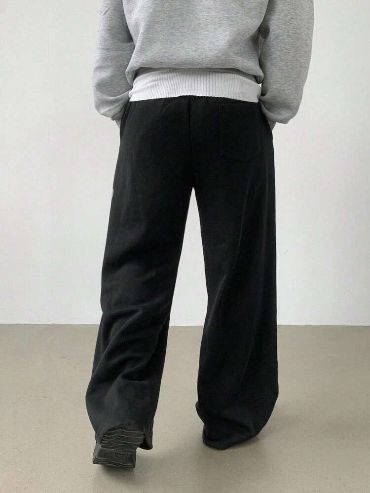 Men's Loose Fit Distressed Black Letter Print Thermal Lined Sweatpants, Street Style, Autumn/Winter Men Joggers