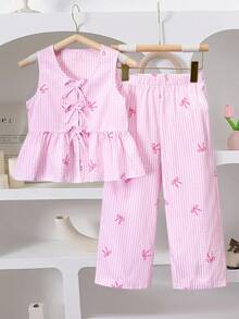SHEIN Playful Pals 2 件装年轻女孩蝴蝶结条纹无袖上衣，带荷叶边下摆和裤子休闲装 - 粉色 - 查看 3