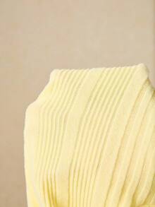 Poéselle Women's Casual Solid Color Front Button T-Shirt,Fall Tops,Winter Tops,Business Casual Woman,Office Outfits For Women,Old Money Style Women,Classy Outfits For Women, Fall Clothes For Women,Winter Clothes For Women - Yellow - View 7