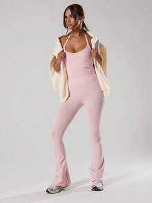 Musera Sport Top court sans couture à col halter et bretelles pour activewear, capsule vestimentaire, pour le padel, le tennis et le pickleball au quotidien - Rose bonbon - Voir 4