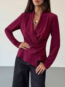 Aloruh 女士休闲/办公纯色不对称下摆裹身衬衫，适合秋季穿着，适合所有女性，秋季女装，教师款，商务休闲女装，商务休闲女装，商务休闲女装，秋季女装，酒红色深V腰部不对称褶裥显瘦气质办公通勤长袖衬衫，优雅女式衬衫，时尚女式衬衫，酒红色上衣，优雅女式衬衫 - 酒紅色 - 查看 3