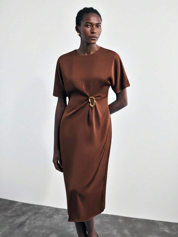 SHEIN Maija 2025 Bat Wing Round Neck Faux Acetate Buckle Decor A-Line Dress For Women, Casual Urban Suitable For Transitional Season Brown Midi Dress Brown Dress Women Elegant Brown Dress Coffee Brown Dress Dark Brown Midi Dress, Fall Clothes For Women,Winter Clothes For Women,Winter Clothes,Night Out,Going Out Tops Women, Night Out Outfit,Date Night Outfit,Old Money Style Women