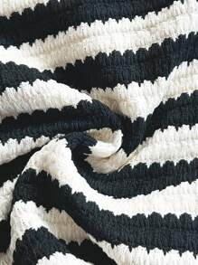 Soleia 2pcs Women's Vacation Energetic Black & White Striped Textured Cropped Halter Top With Metal Buckle Decor And Super Short Casual Pants Set, Suitable For Dates, Parties, Casual Beach Vacation - Black and White - View 7