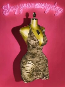 Slaydiva 2025年夏季新品，适合生日派对、返校季、学院风、学生装、日常出游、基础百搭、休闲装、度假装、邮轮旅行、海滩装、日光浴装、热门单品、街头服饰、优雅装、通勤装、商务休闲装、出席派对、宴会、深V领、露背系带、前部打结肩带、腰部褶饰、不对称层叠下摆、棕色植绒网眼面料、半透视、修身装、夏季至初秋中长款连衣裙、女装 - 棕色 - 查看 13