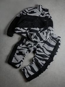 Manfinity EMRG Men's Casual Contrast Color Patchwork Sweatshirt And Sweatpants Set, Autumn/Winter, Men Fleece Sweatsuit Set, Men Fleece Tracksuit, Men 2 Pieces Fleece Set, Men Zebra Print Sweatsuit, Men Joggers Set, 2000s Style - Multicolor - View 7