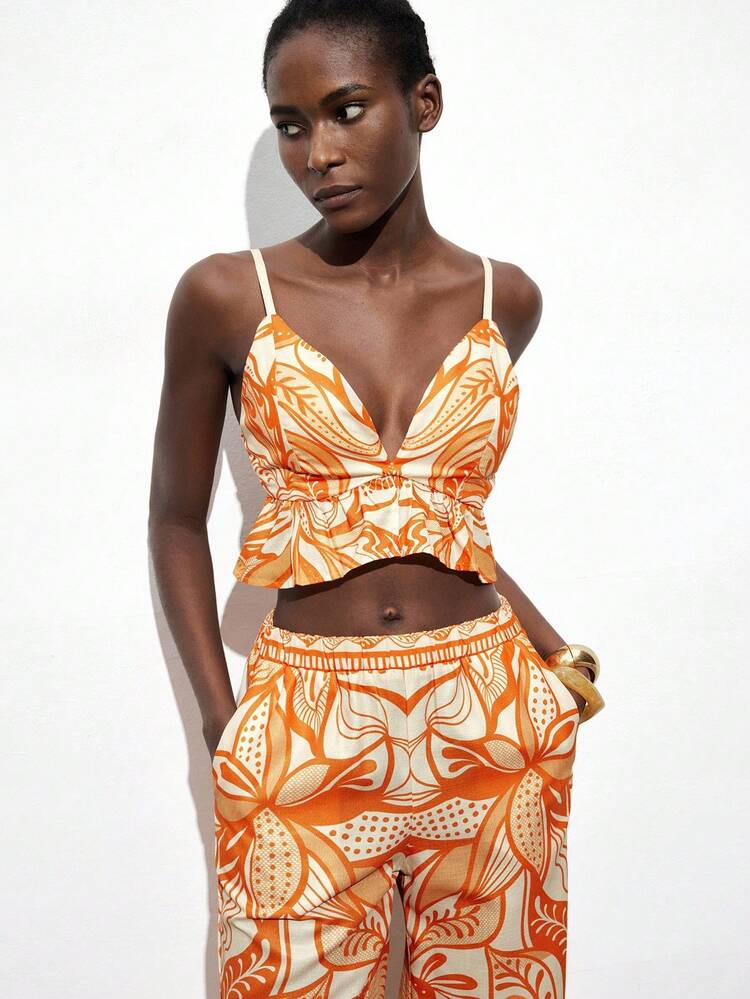 SHEIN Maija Women's V-Neck Adjustable Strap Floral Print Ruffle Hem Elastic Back Cami Top, Suitable For Vacation & Beach Holiday