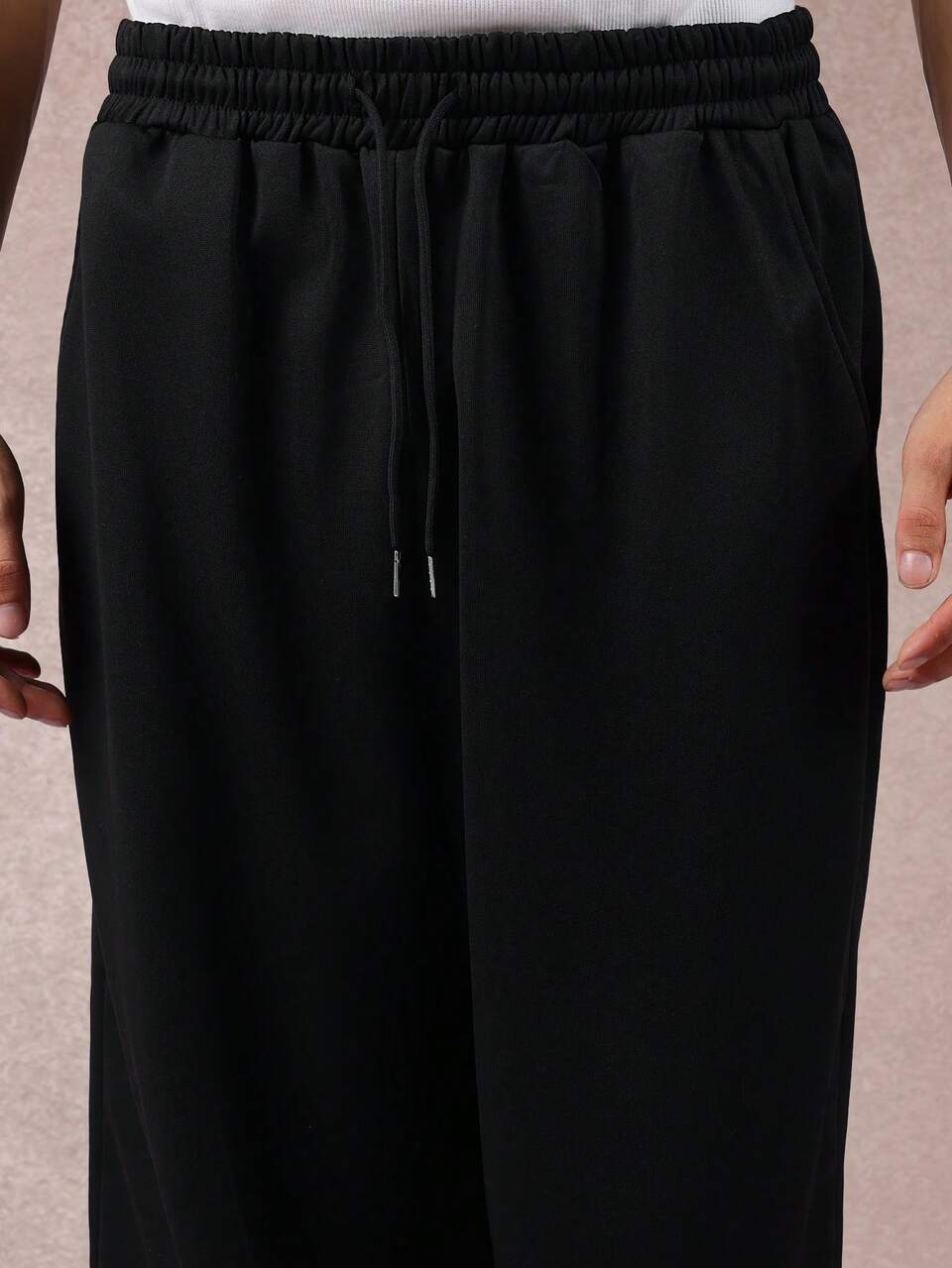 Pantalon large avec motif de flamme gothique