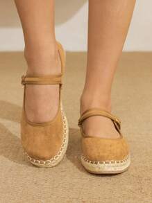 Styleloop Chocolate Women's Flat Woven Shoes, Bohemian Style For Vacation Outfit - Camel - View 2