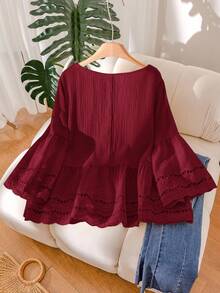 CosyJoli 大码女式杏色镂空蕾丝拼布休闲度假衬衫，夏季 - 酒紅色 - 查看 2