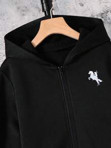 SHEIN 1-Pack Tween Boy Casual Sports College Art Retro Hooded Jacket With Grab Material Sweater Suitable For Kids Outfits Toddler Boy Clothes Back To School Boys Set Suitable For Birthday Parties, Evening Parties, Performances, Weddings, Baptisms, Opening Ceremonies Daily Suitable For Daily Use Suitable For School Suitable For Travel Suitable For Sports Suitable For Autumn And Winter Seasons Suitable Joggers Boys Coats Kids Boy First Day Of School Winter Jacket Winter Coat Coats Goth Goth Clothes Fall - Black - View 7