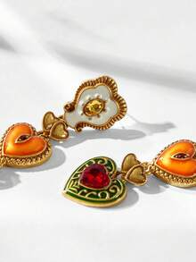 Maija Elegant Vintage Palace Style Heart Rhinestone Earrings For Women