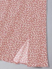 Chiquease 長袖連身衣和小花紋分叉半身裙