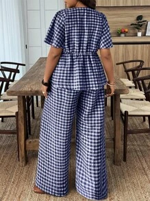 EMERY ROSE Plus Size Plaid Shirt And Pants 2 Pieces Set, Casual Holiday Outfit - Navy Blue - View 2