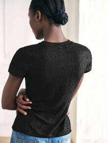 Maija Camiseta de mujer de unicolor, cuello redondo, manga corta, ajustada y versátil de moda - Negro - Ver 3