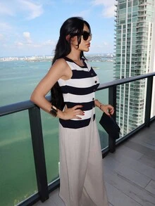 Durrani Popal Elegante top de cárdigan de punto escote redondo con hebilla metálica asimétrica, abertura frontal y aberturas en los bajos, estilo minimalista francés, a rayas anchas en blanco y negro, versátil, de punto acanalado, apto para primavera, verano y otoño, se puede usar solo o como capa