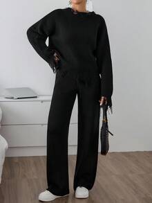 EURMUSE Due pezzi di set lavorato a maglia consumato, con maglione a spalle scoperte con orlo sfilacciato e pantaloni a zampa larga con costine in nero - nero - Visualizzare 5