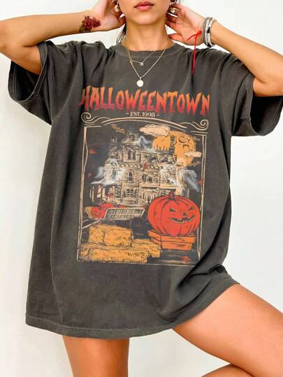 INAWLY Women's Halloween Castle Town Pumpkin Graphic Casual Round Neck Short Sleeve T-Shirt
