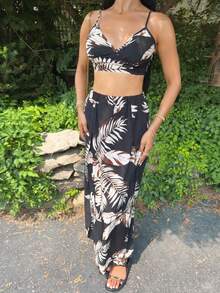 Carolina Barros Summer Beach Tropical Floral Print Cami Top & Shigh Plit Thigh Skirt Summer Women Beach Two Pieces Set - Multicolor - View 3