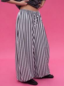 COUREZ Stripe Baggy Balloon Trousers /Y2K Going Out Outfits  Women Clothes Spring Clothes For Women - Black and White - View 4