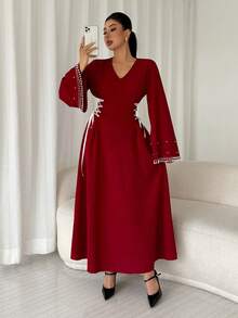 Al Najma 女式秋冬针织闪亮绒球撞色系带长袖修身A字派对连衣裙 - 紅色 - 查看 7