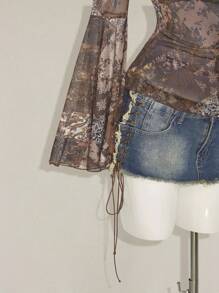 SHEIN ICON Women's Autumn And Winter Western Style Retro Sexy Hot Girl Y2K Bohemian Style See-Through Mesh Paisley Pattern Brown V-Neck Trumpet Sleeve Top