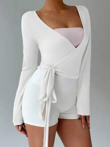 FavEase 柔软、高弹力粉色瑜伽健身运动裹身 V 领长袖短款上衣，时尚、休闲、优雅百搭女性必备设计，春秋季节 - 白色 - 查看 6