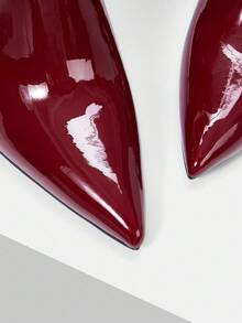 Mnmlis 优雅的酒红色漆皮高筒靴，配有金属扣带，细高跟鞋 - 酒紅色 - 查看 3