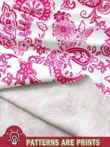 Soleia 度假风格粉色复古佩斯利图案露肩上衣和短裤套装，适合夏季