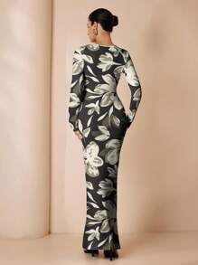 Glamance Shutterstock Women's Black Long Sleeve Bodycon Maxi Dress, Elegant Floral Print Outfit, Autumn Dress, Vacation Wear, Office Lady Dress, Business Casual Daily Wear, Hawaii Outfit, Day To Night Attire, Travel Outfit, Airport Street Style, Autumn Apparel, Dignified And Sexy Bohemian Style, Suitable For Going Out, Date Night - Black - View 2