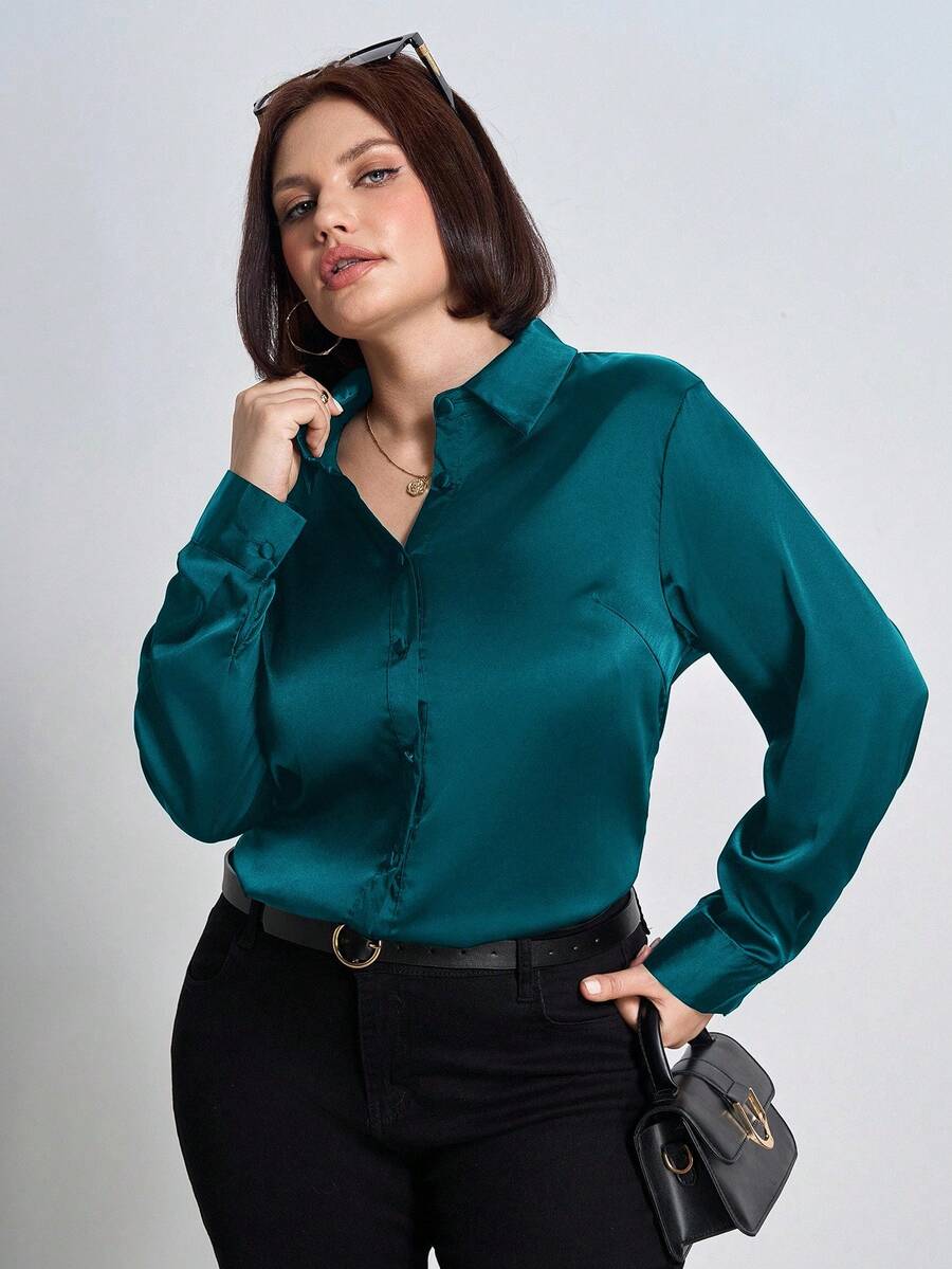 Chikora Chemise boutonnée en satin popeline grande taille, tenues de bureau pour femmes - Bleu canard - Voir 1