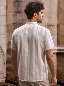 Manfinity VCAY Men's Casual Woven Vertical Striped Short Sleeve Stand Collar Shirt - Multicolor - View 4