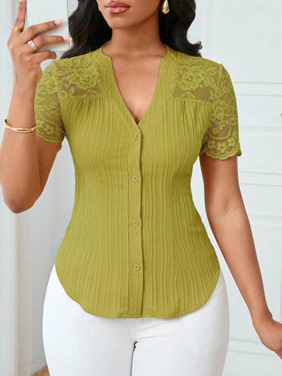 Lyxana Blusa de mujer de manga corta con parches de encaje de unicolor simple, para uso diario