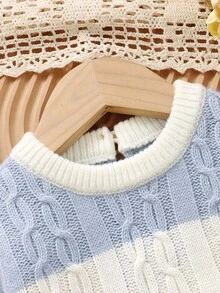 SHEIN 婴儿条纹和扭纹针织连体衣，经典圆领长袖连体衣，新生儿简约时尚连体衣 - 藍色 - 查看 4