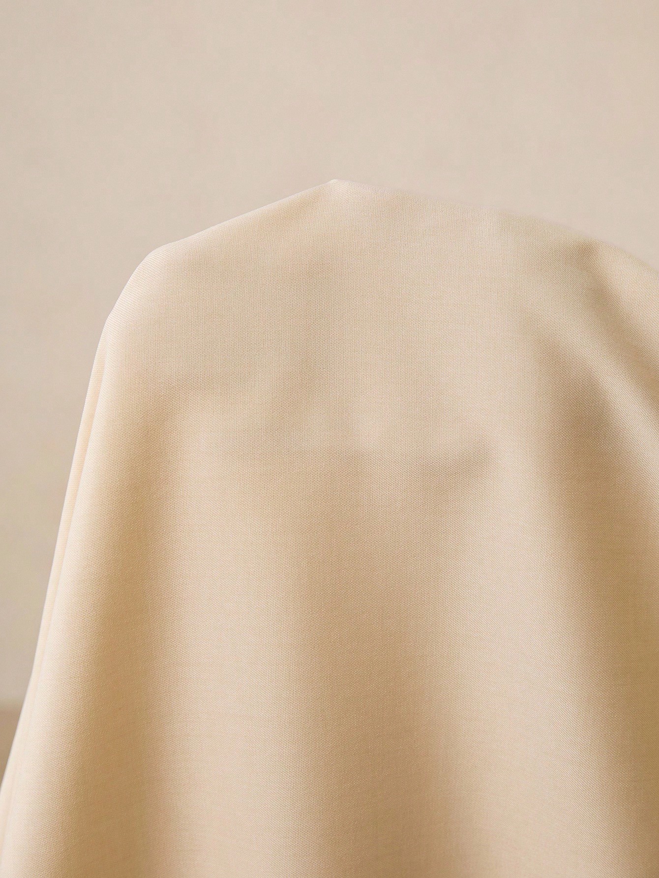 جاكيت كارديجان بياقة مستديرة وأكمام طويلة + فستان...