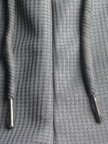 Manfinity Homme Bộ đồ thường ngày cho nam mùa hè áo thun tay ngắn cổ tròn trơn màu kèm quần cạp rút - Màu xám đen - Xem 8