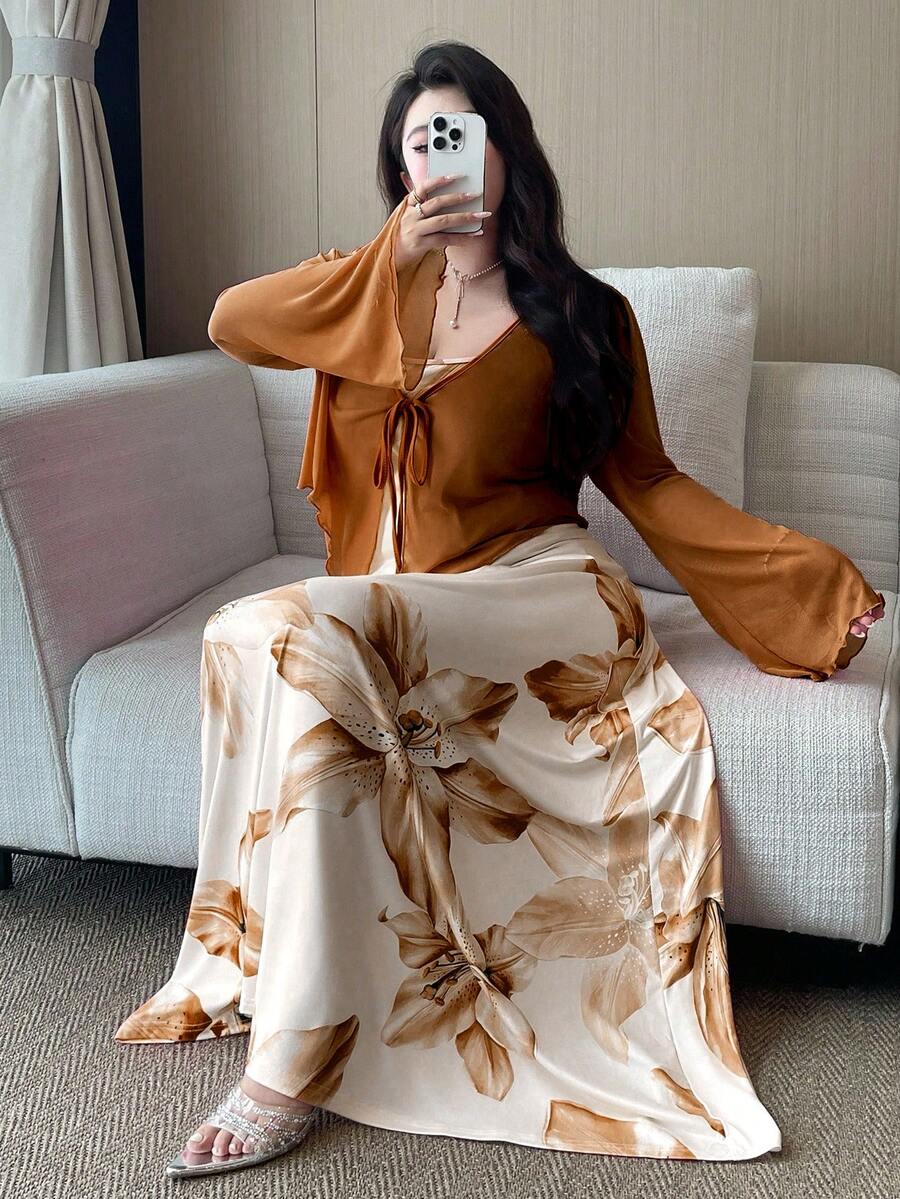 Flirla 大码女式纯色前系带荷叶边长袖和服罩衫及印花连衣裙优雅两件套 - 卡其色 - 查看 1